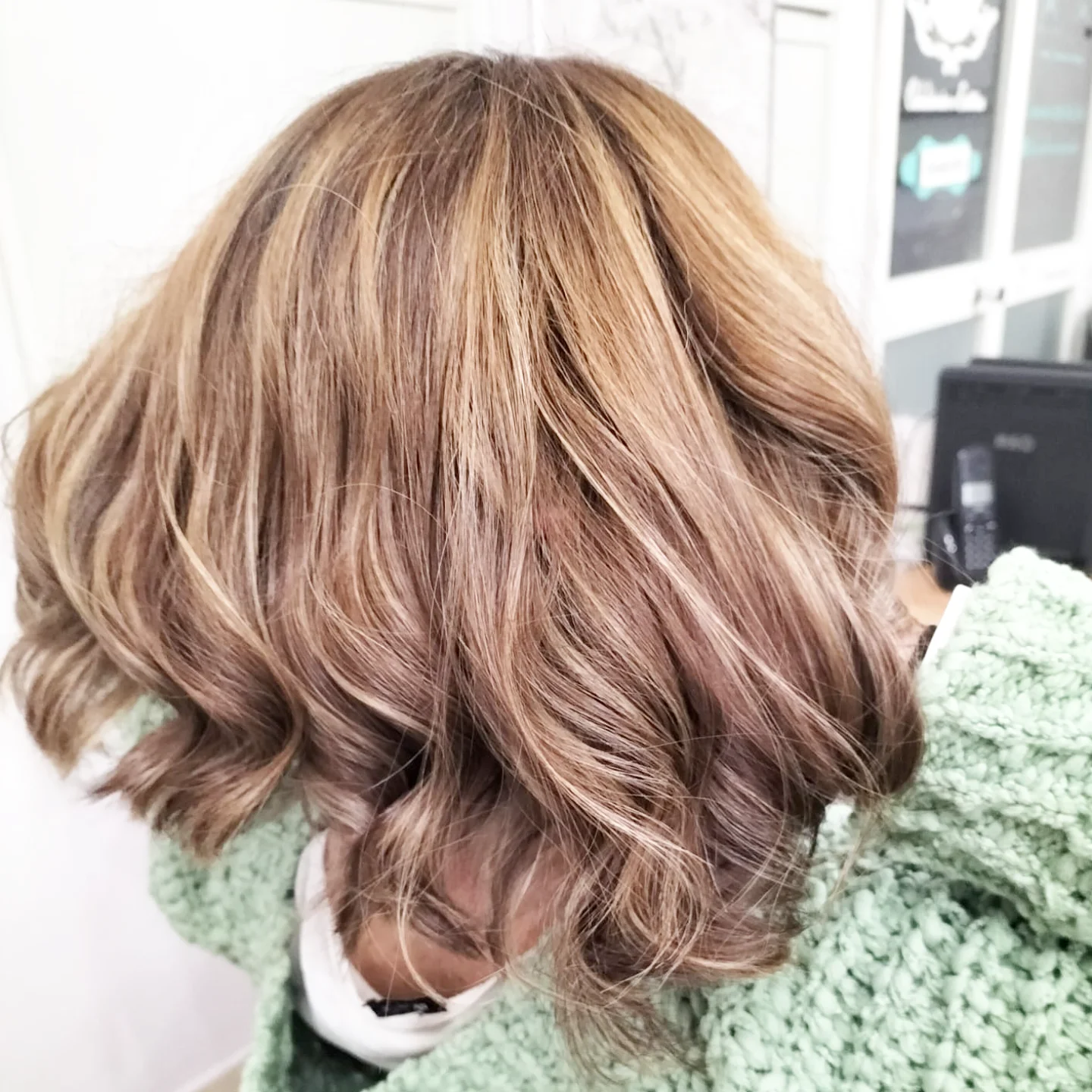 Coloração e brushing - Trabalho de cabeleireiro